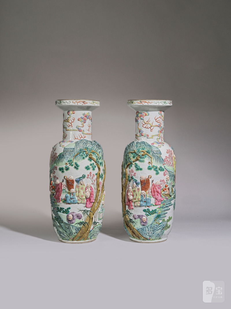 清晚期 粉彩凸雕十八羅漢棒槌瓶一對 | PAIRE DE GRANDS VASES EN PORCELAINE DE LA FAMILLE ROSE - 图23
